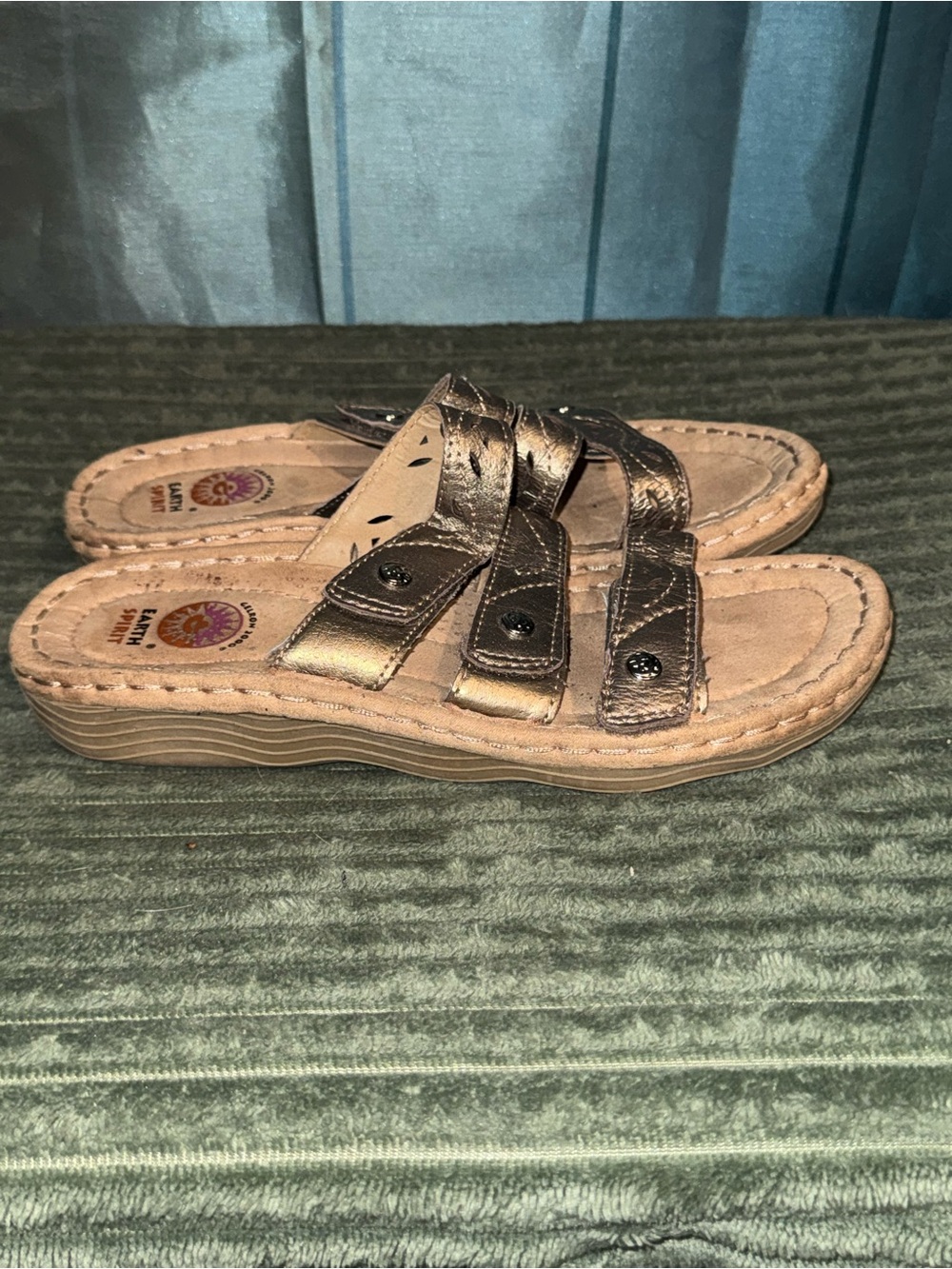 Earth Spirit Women's Metallic Bronze Triple-Strap Slide Sandals